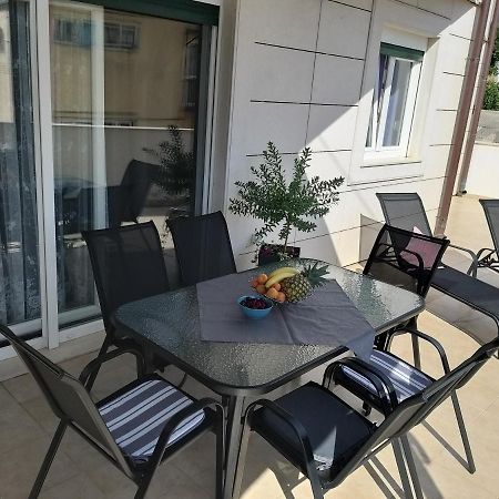 3 Bedroom Apartment With Terrace And Free Parking Split Eksteriør billede