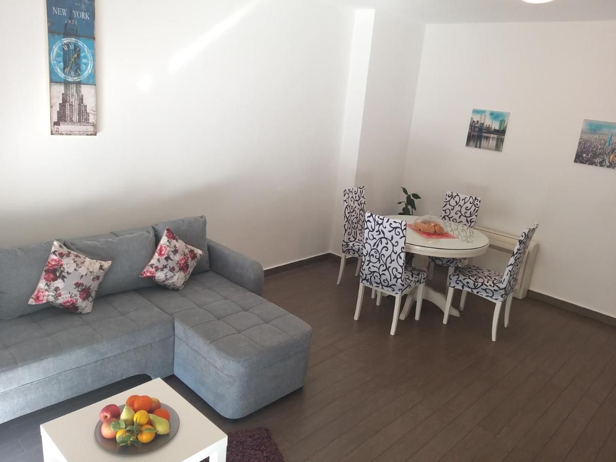 3 Bedroom Apartment With Terrace And Free Parking Split Eksteriør billede